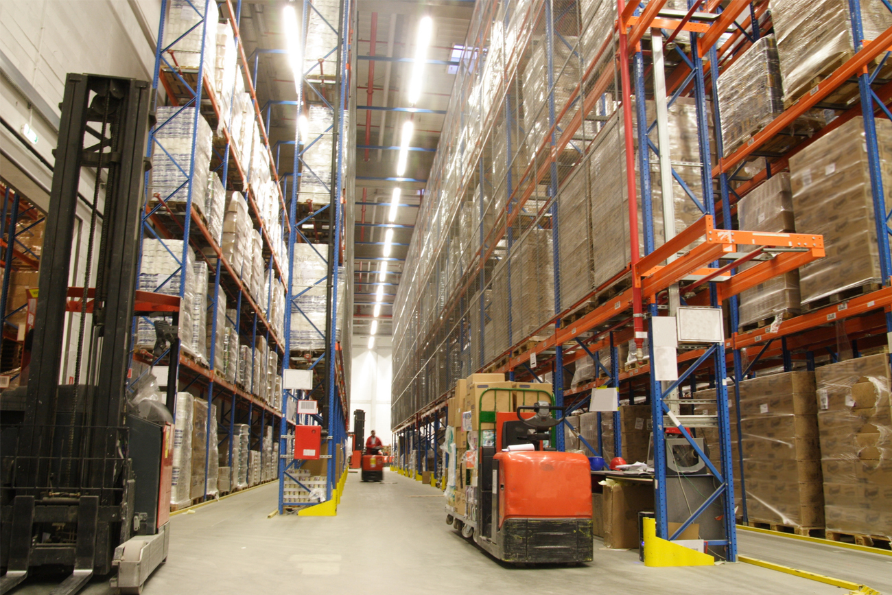 A Wholesaler using Pronto Xi Inventory to improve the efficiency of their warehouse stock.